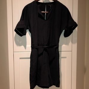 LAST CHANCE 👗 NWT Banana Republic Romper. Offers accepted. Never worn.